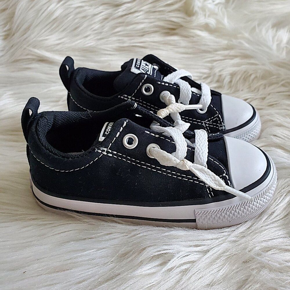 Converse All Star Black/White Kid's Chuck Taylor Street Low Top Sneakers SZ 6